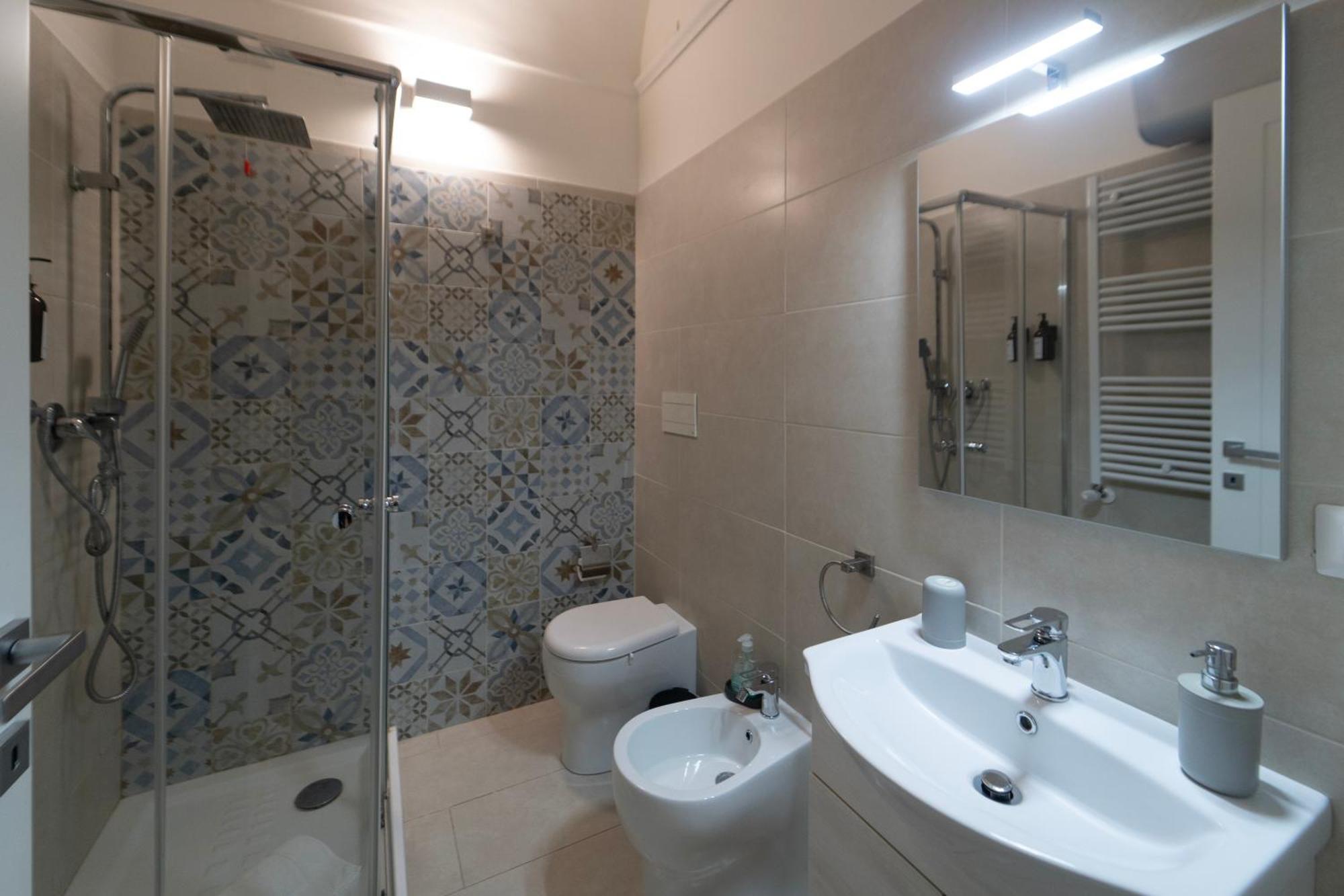 Bellinikatanesuite Catania-Fontanarossai nemzetközi repülőtér Kültér fotó