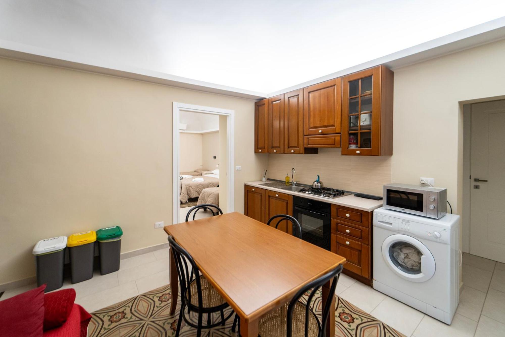 Bellinikatanesuite Catania-Fontanarossai nemzetközi repülőtér Kültér fotó
