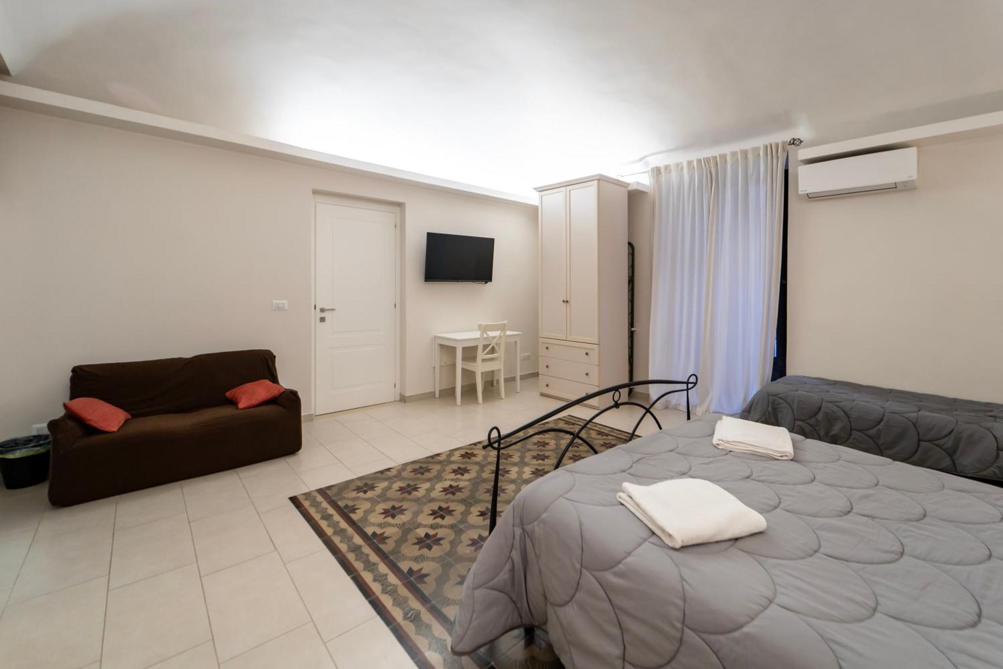 Bellinikatanesuite Catania-Fontanarossai nemzetközi repülőtér Kültér fotó